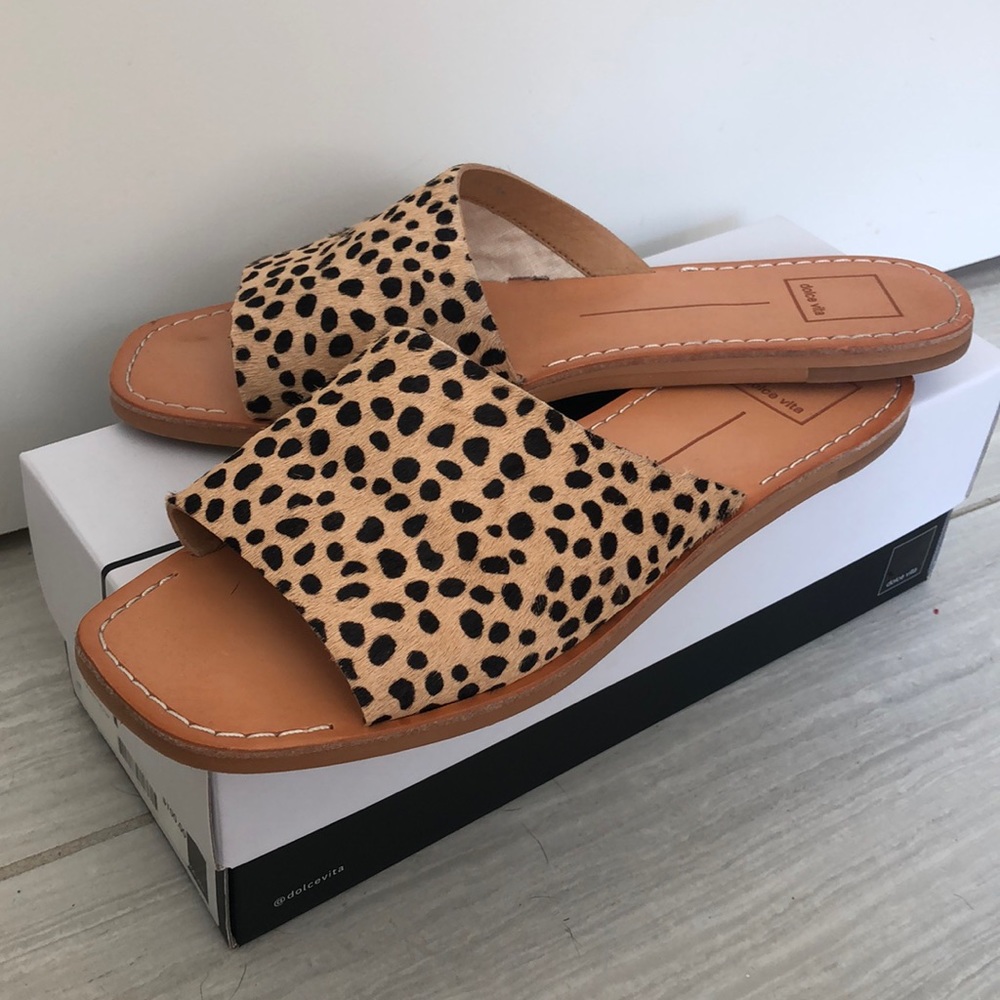Dolce Vita Leopard Slides